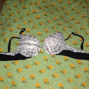 Victoria Secret Pink where any were bra